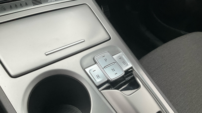 Hyundai KONA 100kW SE Connect 39kWh 5dr Auto Electric Hatchback